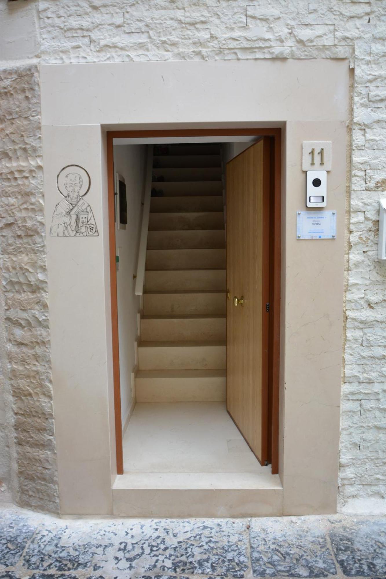 Dimora Del Carmine Hotel Bari Exterior photo